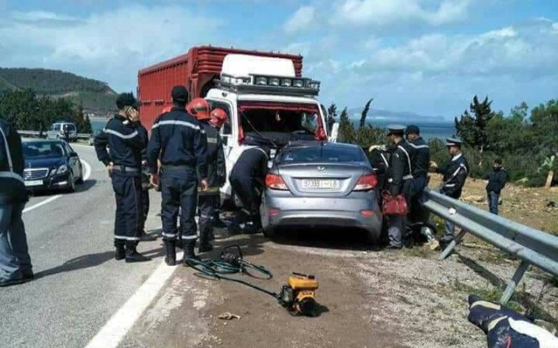 Violente Collision Entre Une Voiture Et Un Camion T Touan Morts