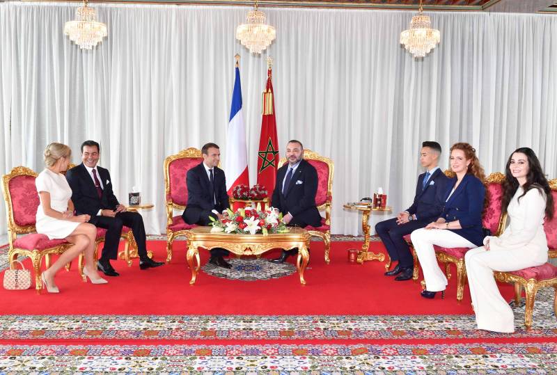 La Visite D'Emmanuel Macron Au Maroc En Photos