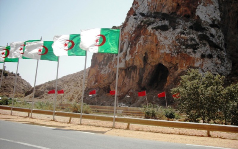 Insolite Un Algerien Devant Les Tribunaux Pour Etre Entre Clandestinement En Algerie Via Le Maroc