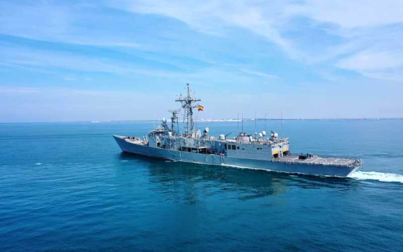 Spain sends a military ship to monitor the coast of Melilla